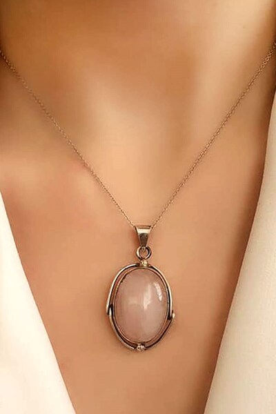 OSESHOP Doğal pembe kuvars taşlı el işi tasarım gümüş kolye