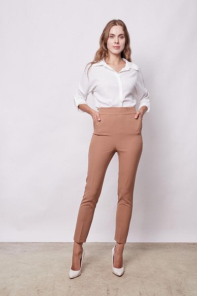 Jument Țesătură ușoară din lycra cu talie înaltă - Pantaloni de damă cu buzunare laterale Camel