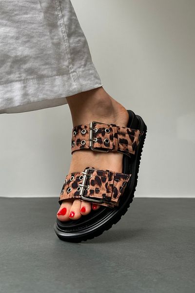 Mupa Shoes Tan Leopard Patterned Women's Slippers