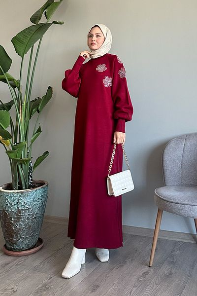 InStyle Rochie din tricot roșu Claret cu mânecă cu balon cu piatră de flori
