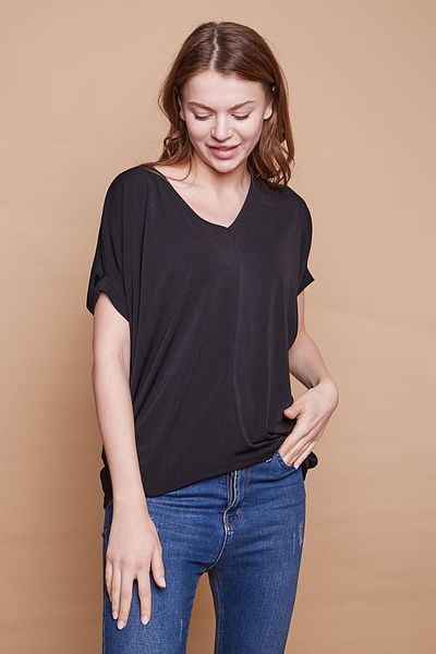 Jument Lycra Crepe V-Neck Short Sleeve Asymmetrical Oversize Relaxed Cut Blouse-black