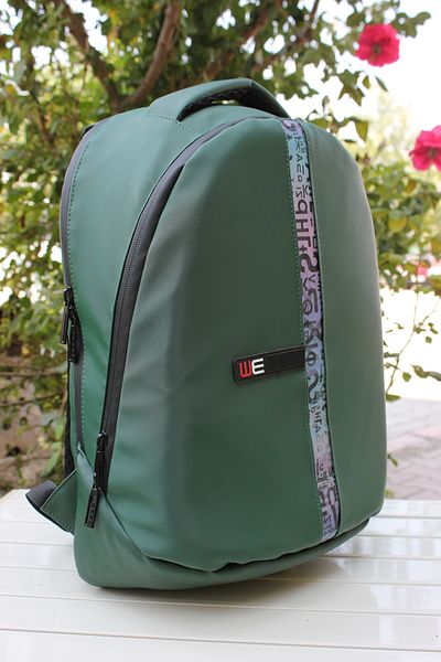 Kapris Unisex Green Waterproof Daily Backpack - We23-24