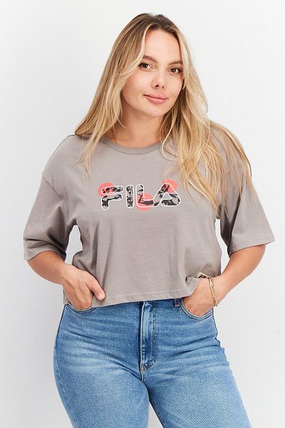 Fila boyfriend style t-shirt discount