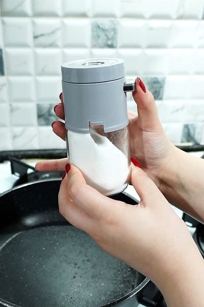 ATA HOME New Generation with Dosing - Gramage Adjustable Button Press Salt Bowl Sugar Pepper Bowl