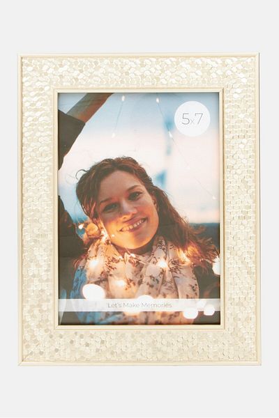Enchante Accessories Photo Frame 24 H X 19 L X 2 W Cm, Gold