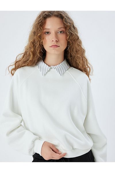 Koton Crew Neck Stitching Detailed Raised Basic Sweatshirt