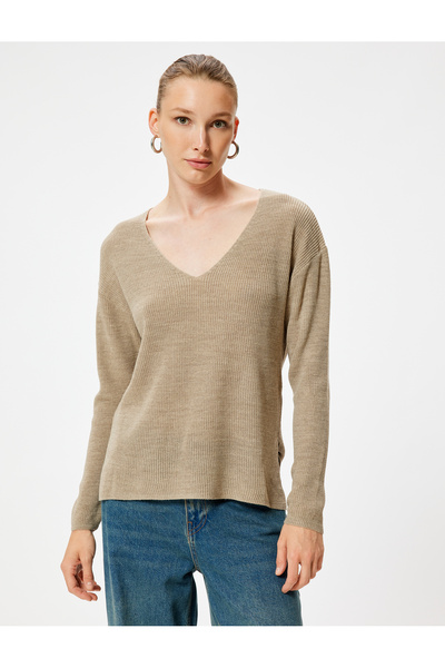 Koton Πλεκτό πουλόβερ με ραβδώσεις με V λαιμόκοψη - Μακρυμάνικο, Μήκος Γοφών
