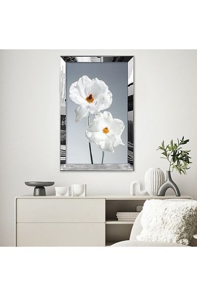 Zevahir Mobilya Dekorasyon Masa MDF simpla cu flori de macica alba cu rama din plexiglas cu oglinda argintie