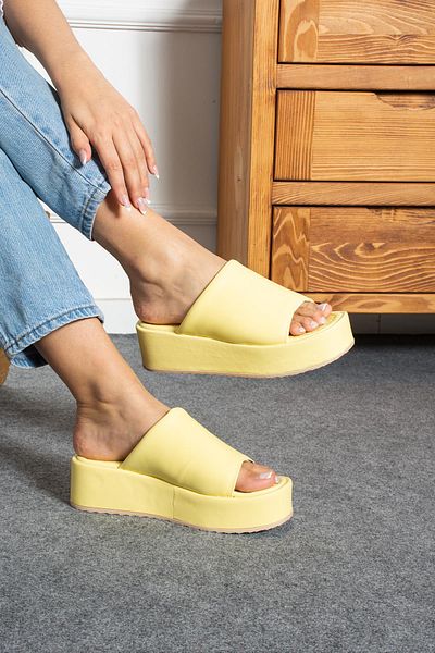 ShoeTek Tanwen Women's Slippers Wedge Sole Yellow Leather