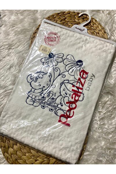 Petite Ponpon Baby Colorful Teddy Bear Embroidered Textured Baby Blanket