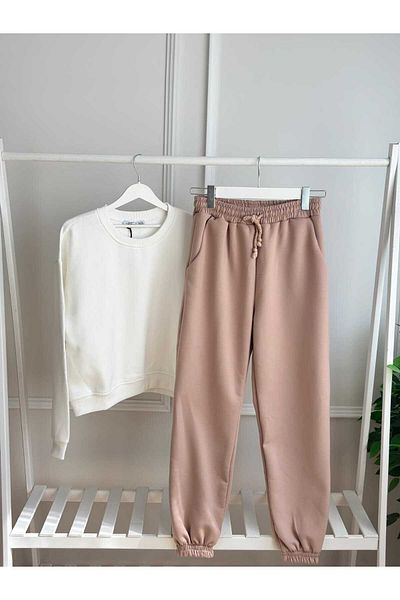 Cream&Rouge Sweatpants - Comfortable and Fashionable Design