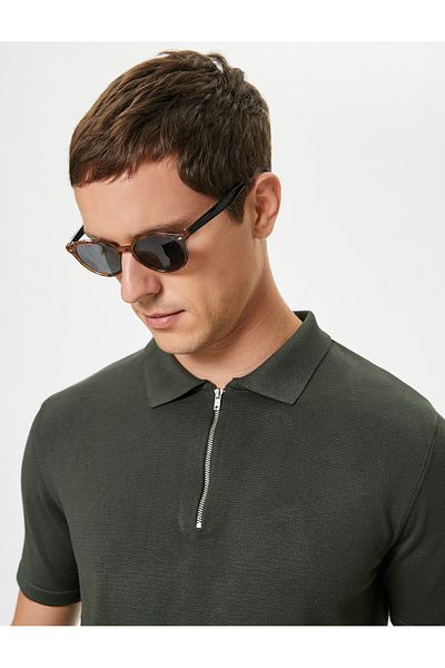 Koton Strickpullover mit halbem Reißverschluss und Polokragen - Kurzarm