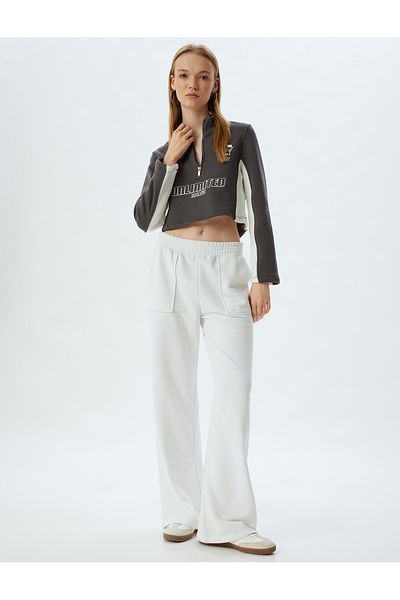 Koton Slogan Printed Crop Sweatshirt - Half Zipper, Stand Collar, Raised