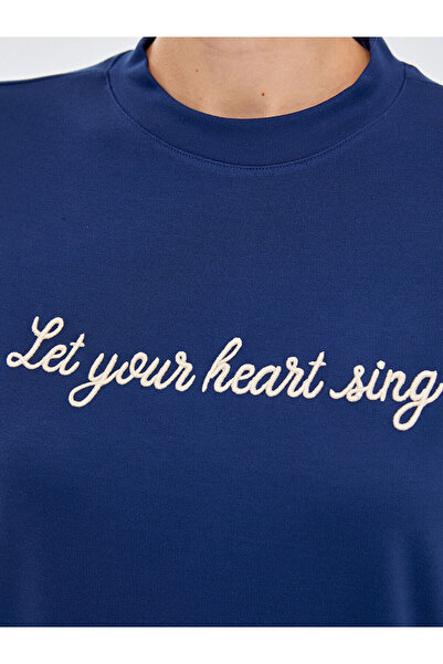 LC Waikiki Lw - Bisiklet Yaka Nakışlı Kadın Tunik