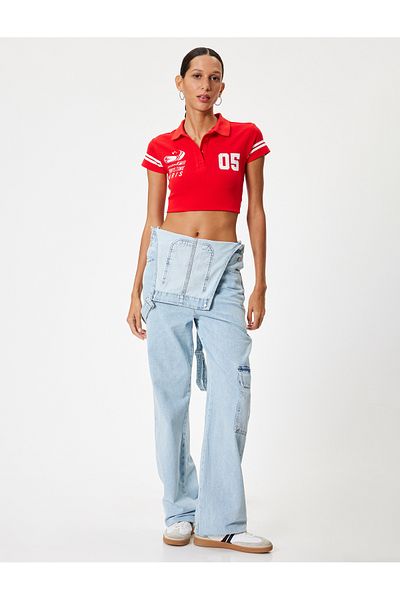 Koton Bequemer, geformter Gärtner-Jumpsuit mit quadratischem Kragen – Jeanstaschendetail
