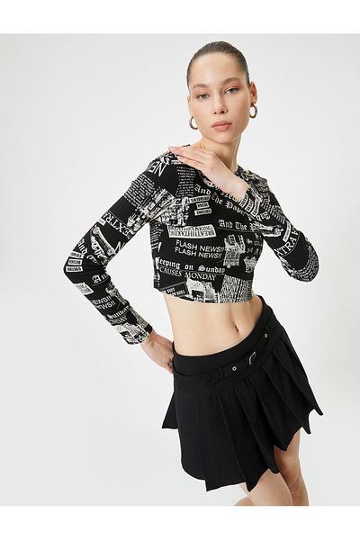Koton Tricou crop slim fit cu gât - cu mânecă lungă și imprimat