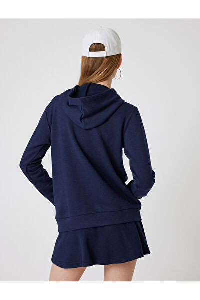 Koton Főiskolai nyomtatott - kapucnis túlméretes pulóver kenguru zsebbel