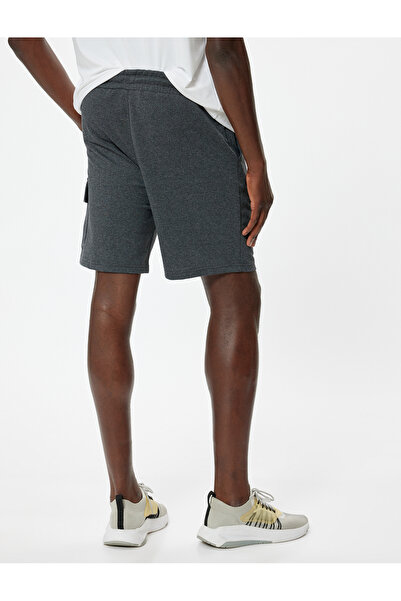 Koton Spor Şort Kapaklı Cep Detaylı Pamuk Karışımlı