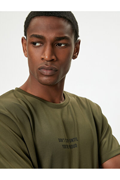 Koton Αθλητικό μπλουζάκι Color Blocked Slogan Printed - Crew Neck