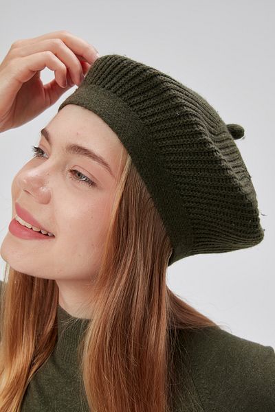 derikem Women's Winter Stylish French Painter Plain Knit Beret Hat