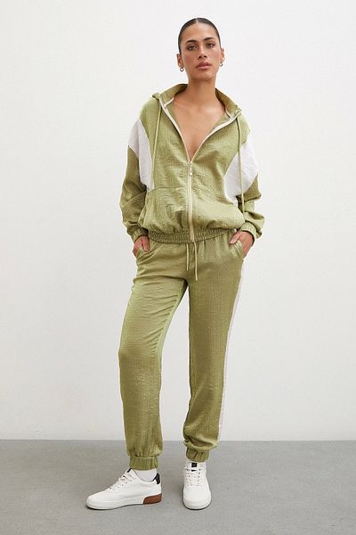 Never more Pantaloni de sport Jogger cu dungi laterale de culoare kaki