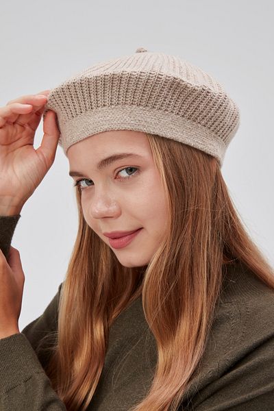 derikem Women's Winter Stylish French Painter Plain Knit Beret Hat