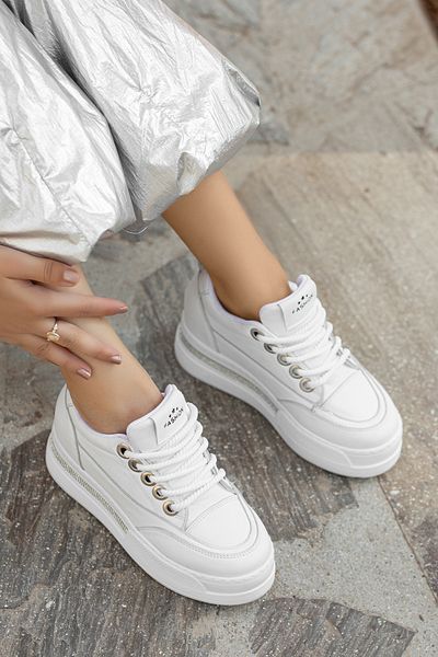 AYAKKABİSEPETİ Tenis sport pentru femei White Stone - Toc ascuns