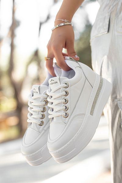 AYAKKABİSEPETİ Tenis sport pentru femei White Stone - Toc ascuns