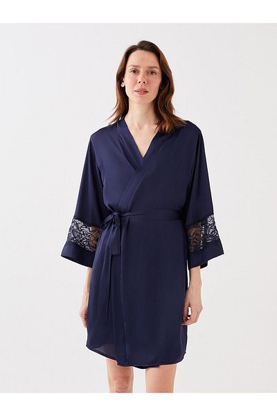 LC Waikiki Lw – Damen-Morgenmantel aus Satin mit Schalkragen und Spitzendetail, langen Ärmeln