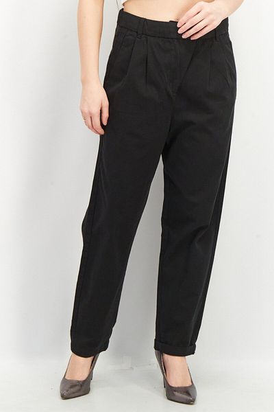 Esprit Women Regular Fit Solid 28 Length Chino Pants, Black