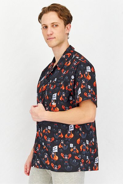 Adidas Originals Men Sportswear Fit Short Sleeves Printed Shirt, Black Combo