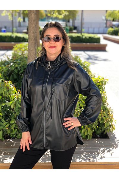 BAKTAGÖR Leather Coat (Faux Leather)