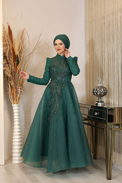 Surikka فستان سهرة Efsun مزين بالدانتيل من الأمام