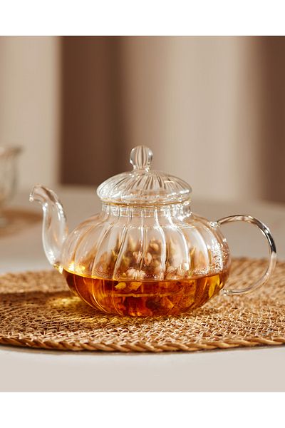 Madame Coco 720ml Borosilicate Glass Teapot - with Hague Strainer