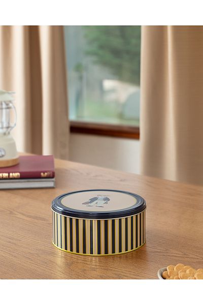 Madame Coco Billie Round Metal Box Medium