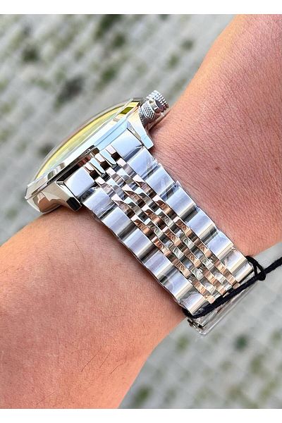 Quantum MAN WATCH