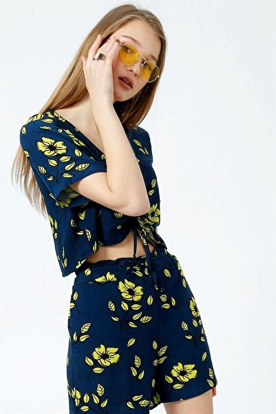 Trend42plus Μπλε μπλούζα με λαιμόκοψη V με δέσιμο μπροστά