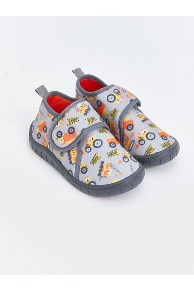 LC Waikiki Τυπωμένες παντόφλες για αγόρια Velcro