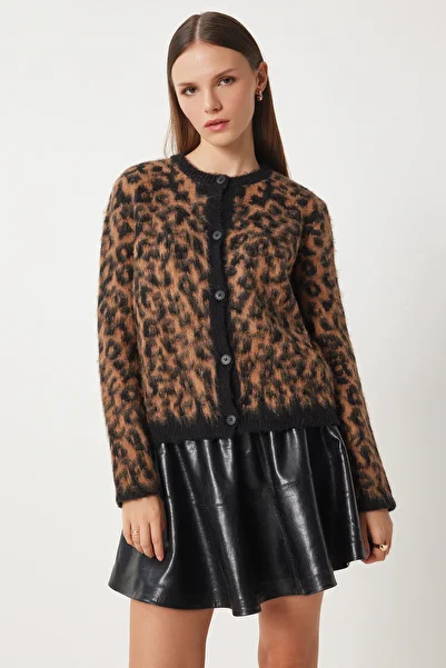 Lovelyİstanbul Cardigan negru cu imprimeu leopard - Barbă scurtă LUS0034