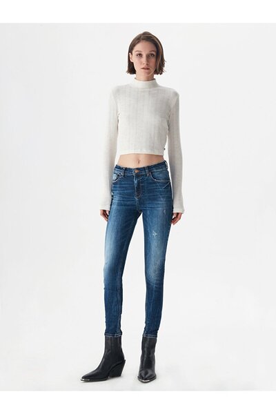 Ltb Long Sleeve White Sweatshirt