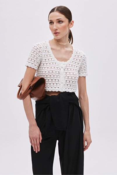 SHERIN Ecru Snap Knitwear Crop Top