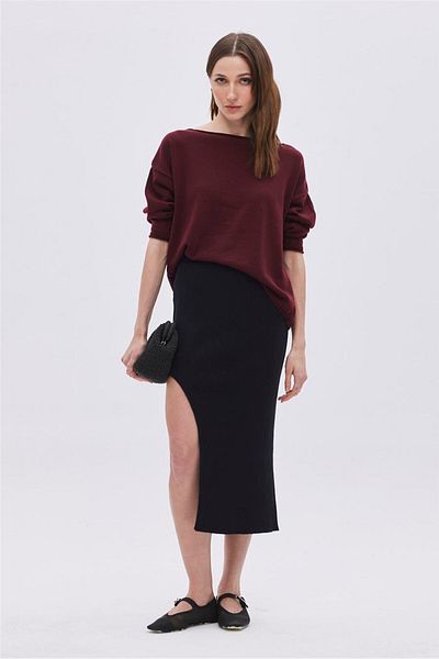 SHERIN Fustă neagră de tricot midi cu fantă adâncă
