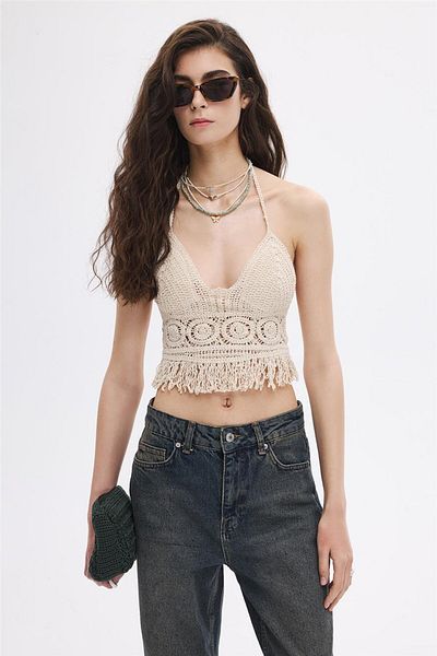 SHERIN Μπεζ Crop Top - Σχέδιο με φούντα