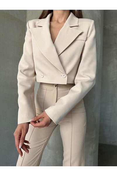 mydukkan.co Μπεζ Crop Blazer Jacket - Σχέδιο με διπλό κουμπί