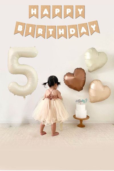 Atölye Mi 5 Ηλικίες Happy Birthday Balloon - Ρετρό κρέμα, σετ 3 με πανό Kraft και μοτίβο καρδιάς