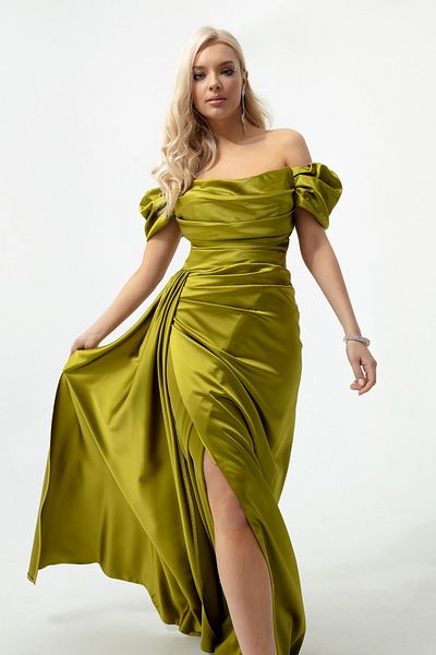 Lafaba Women's Pistachio Green Boat Neck Trained Long Satin Evening Dress & Graduation Dress