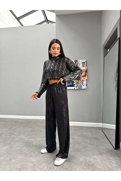 ESRAHELVACI Black Foil Printed Trousers