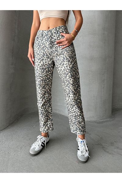 mydukkan.co Blugi Boyfriend cu tăietură morcov cu imprimeu leopard