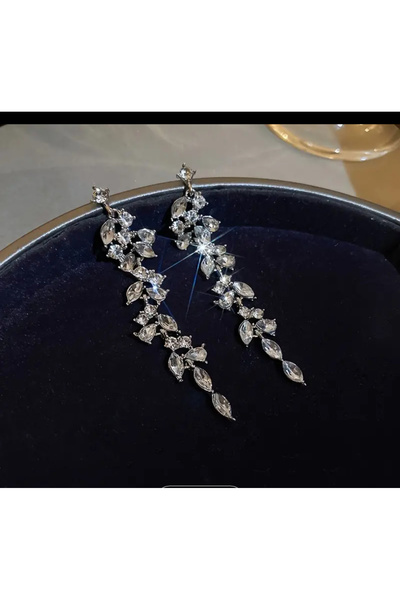 Butik Parlayan Rhinestone Süslemeli Çiçekli Küpe