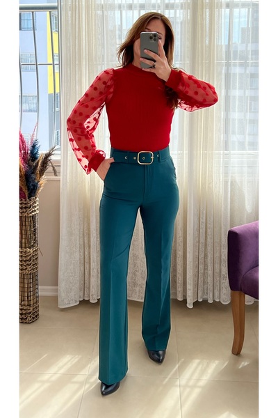 VOSEM BUTİK KOLLARI TÜL DETAYLI KIRMIZI BLUZ